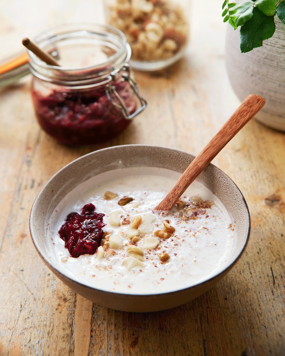 Overnight oats Second Nature Guides