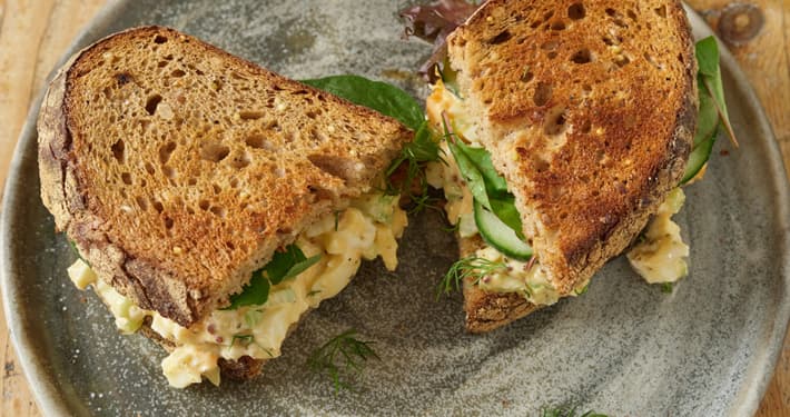 Egg salad sandwich